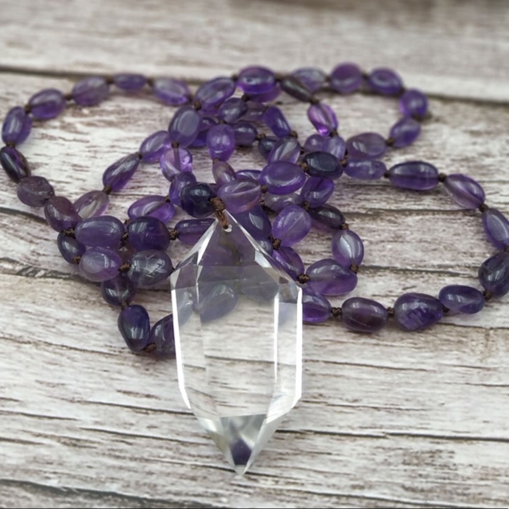 Free form natural Amethyst with large crystal Mala - Picture 5 of 5
